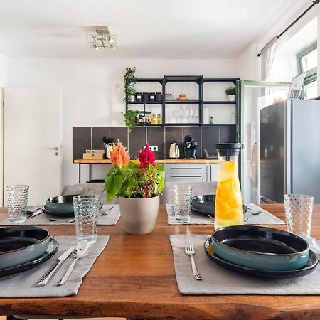 Super Zentrale, Gemutliche Wohnung Mit Balkon ไลป์ซิก ภายนอก รูปภาพ